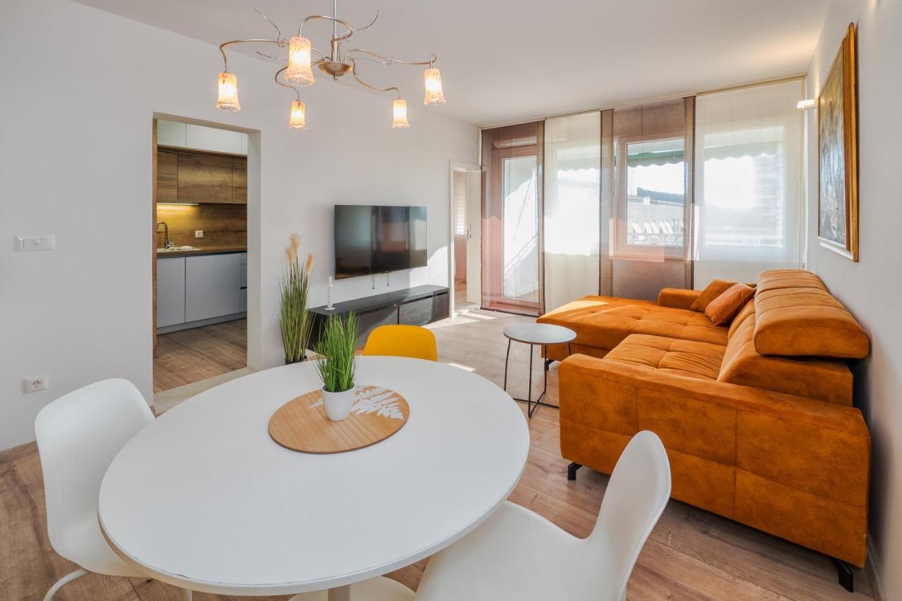 3-Bedroom Sea View Apartment - Balcony, Elevator - Spinut, Split Dış mekan fotoğraf