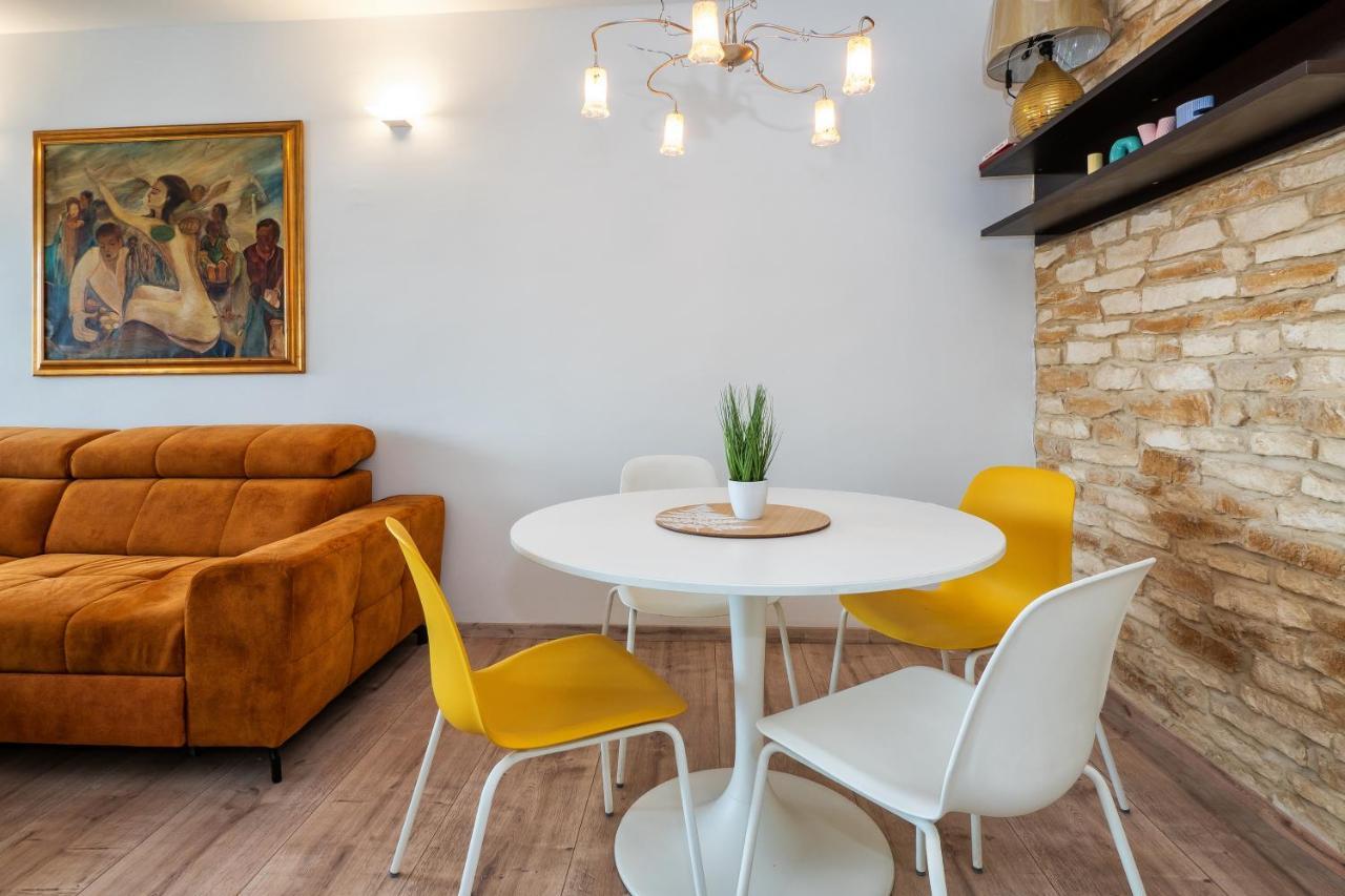 3-Bedroom Sea View Apartment - Balcony, Elevator - Spinut, Split Dış mekan fotoğraf